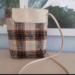 brontibay Paris crossover purse.